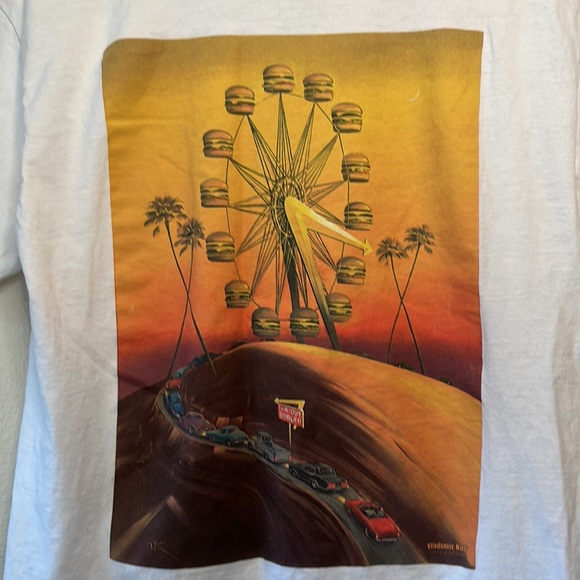 In-N-Out graphic T-shirt - Picture 3 of 4